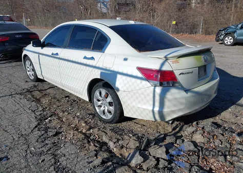 2009 Honda Accord 3.5 Ex-L from USA, damaged, VIN 1HGCP36819A045626